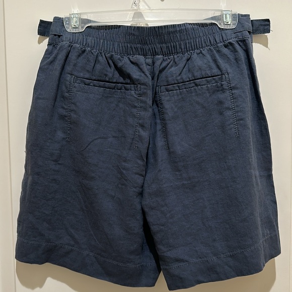 Brand new Athleta voyager linen short. NAVY 2 Never worn wonderful linen! - Picture 6 of 8